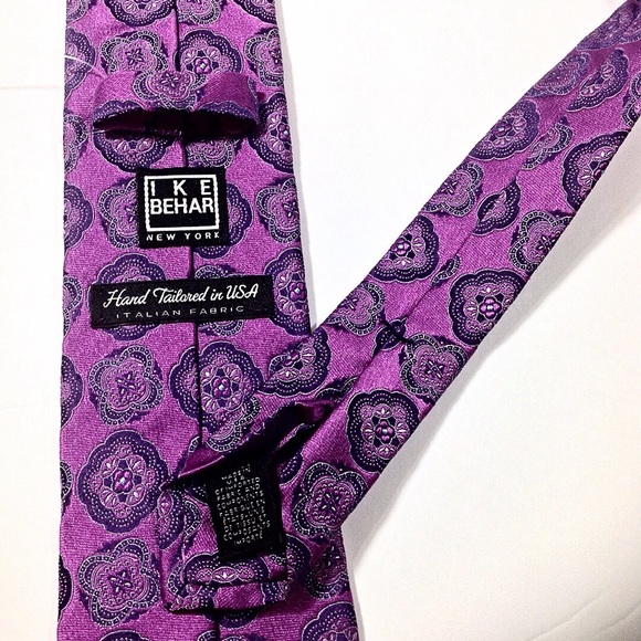 Ike Behar Men's Italian Silk Tie - Picture 2 of 4